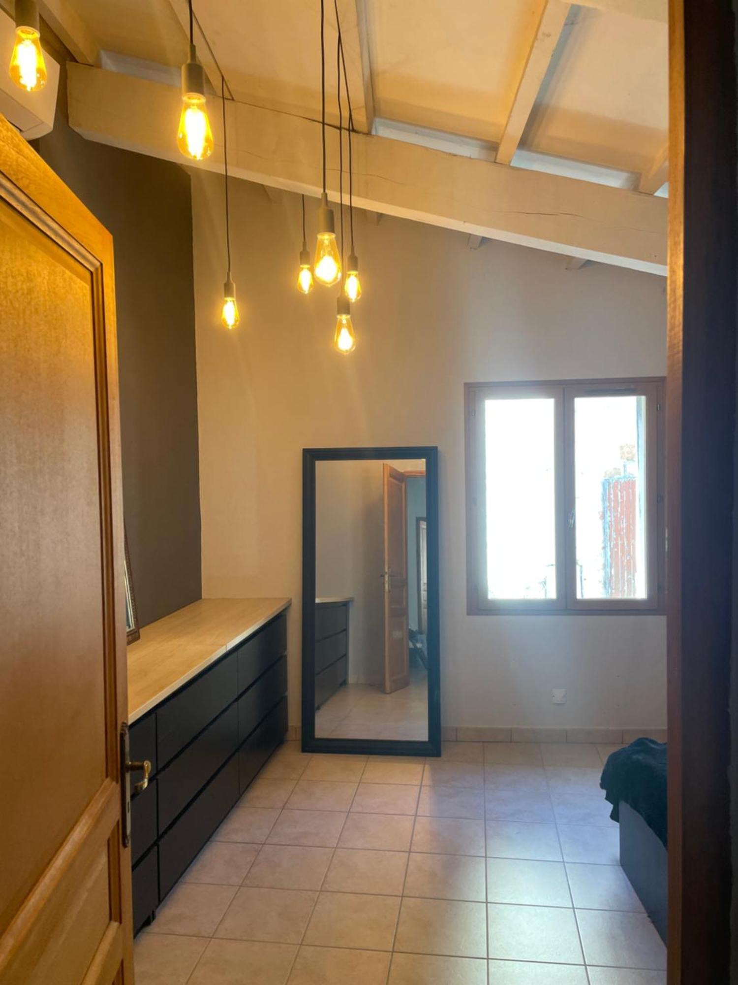 Maison De Village Avec Jacuzzi Et Garage เบดวง ภายนอก รูปภาพ